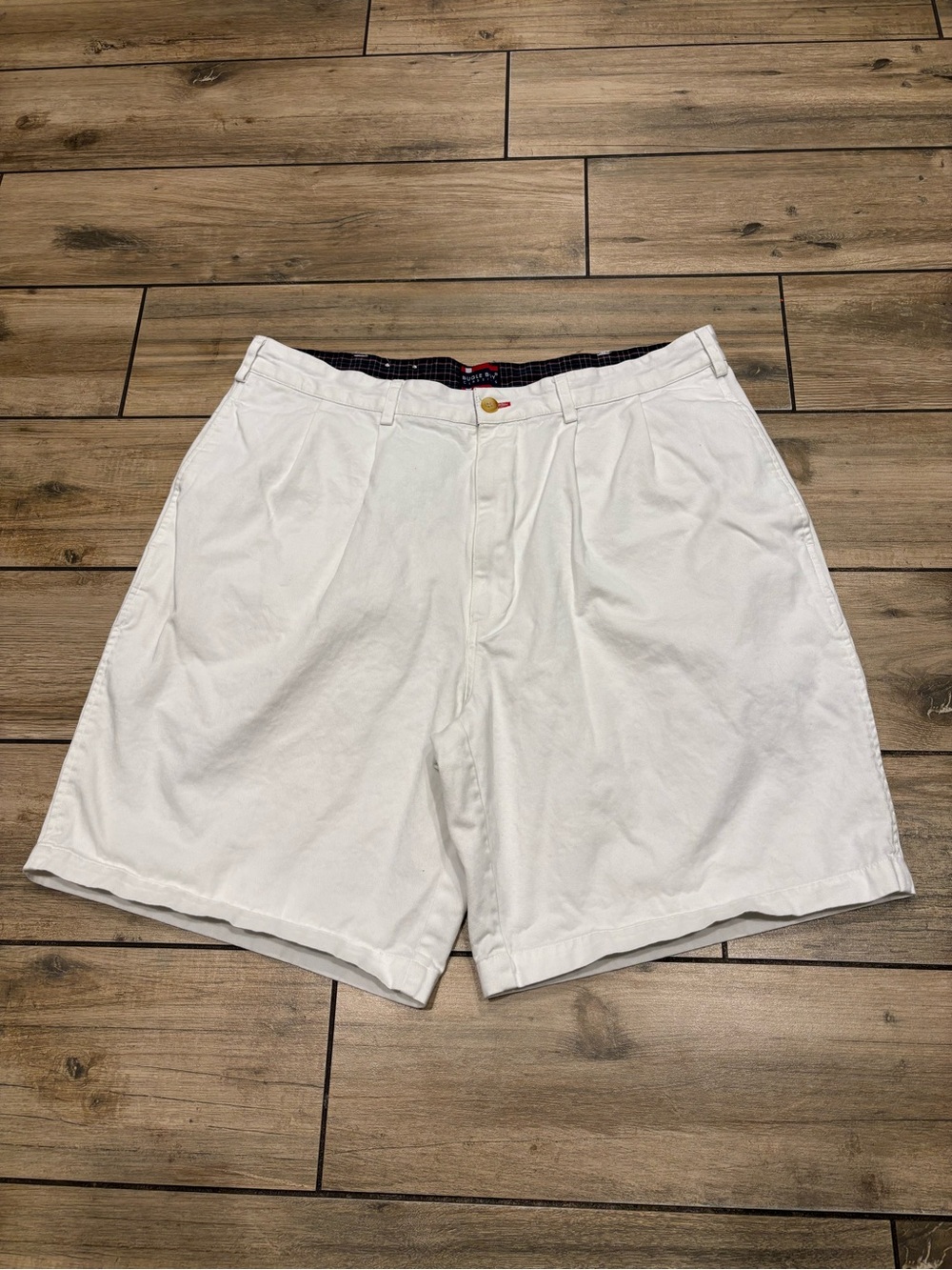 Vintage Super Baggy Bugle Boy Mens Size 35W White Double Pleated Chino Shorts